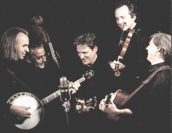 Die holl�ndische Bluegrass Formation 4 Wheel Drive: J�rgen Biller, Theo Lissenberg, Paul van Vlodrop, Joost van Es, Jan Michielsen (von links).