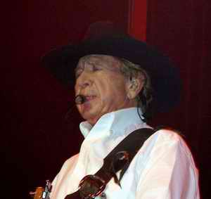 Buck Owens im Oktober 2002 in Bakersfield. Bild: Hauke Str�bing