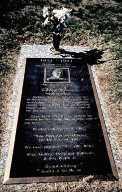 Webb Pierce, sein Grab in Nashville